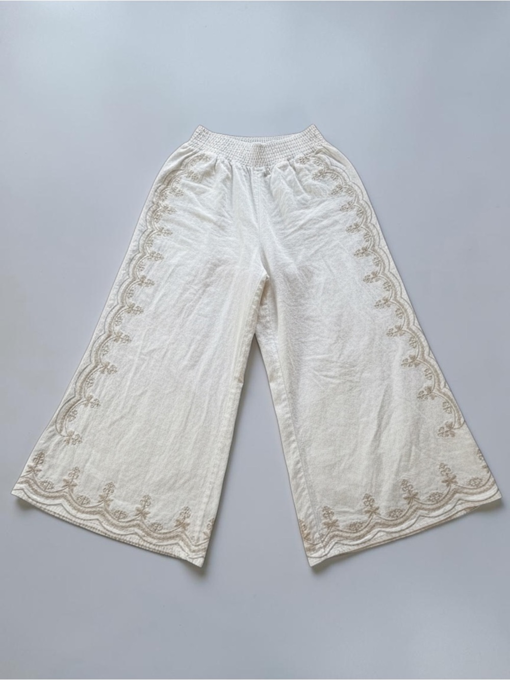 Tahari Wide-Leg Embroidered White Cream Pants Linen Blend Sz Large Smocked Waist
